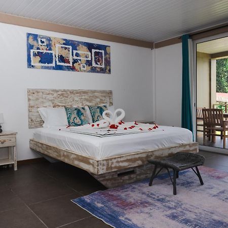 Auguste Holiday Residence Anse Etoile Esterno foto