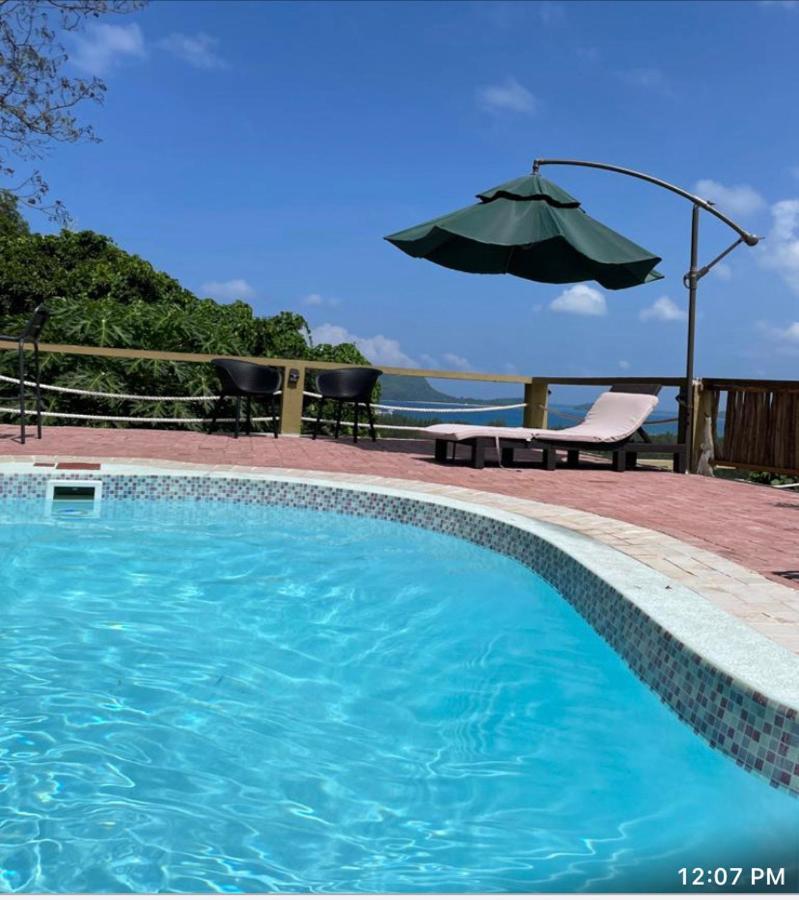 Auguste Holiday Residence Anse Etoile Esterno foto