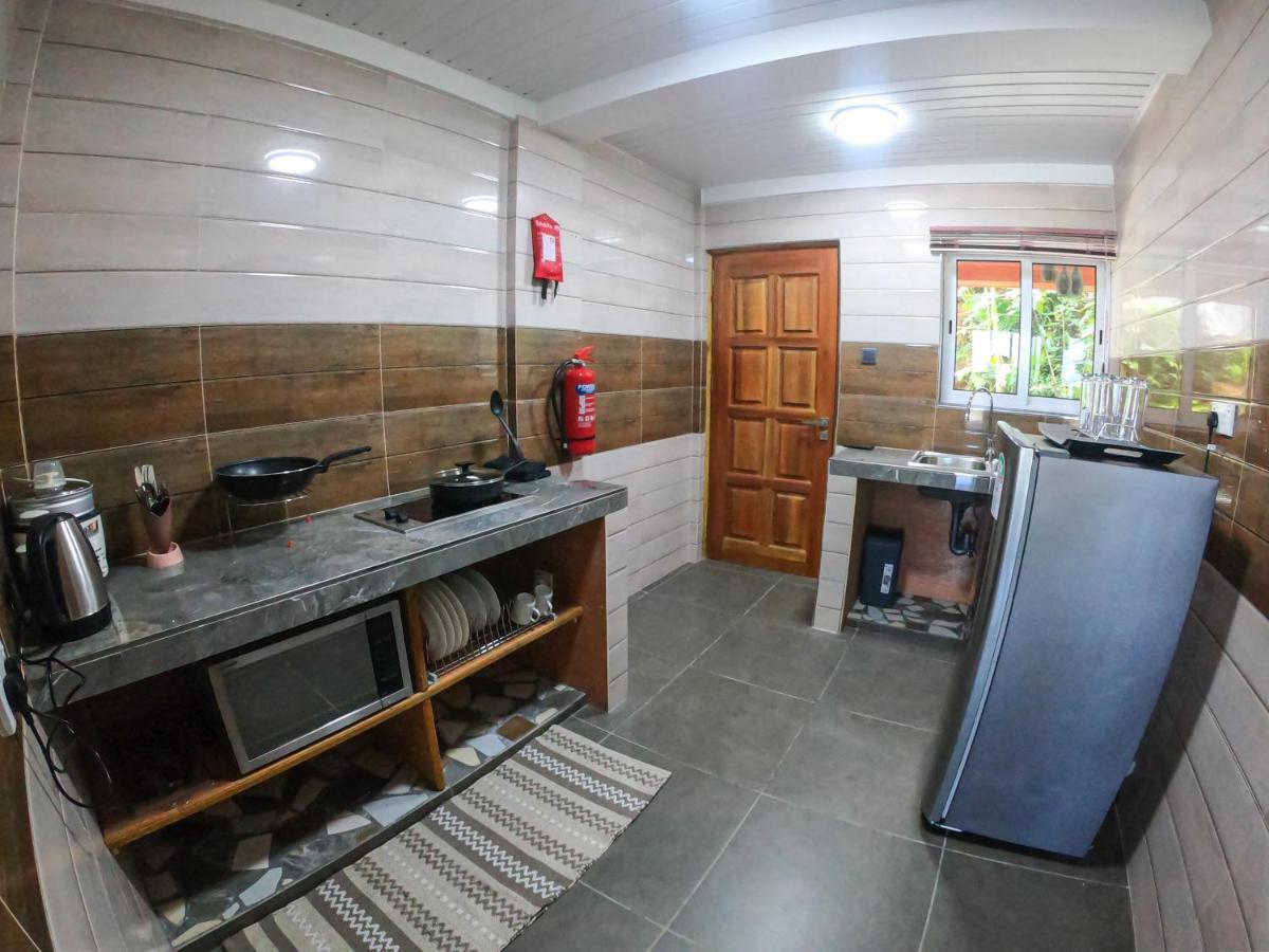 Auguste Holiday Residence Anse Etoile Esterno foto