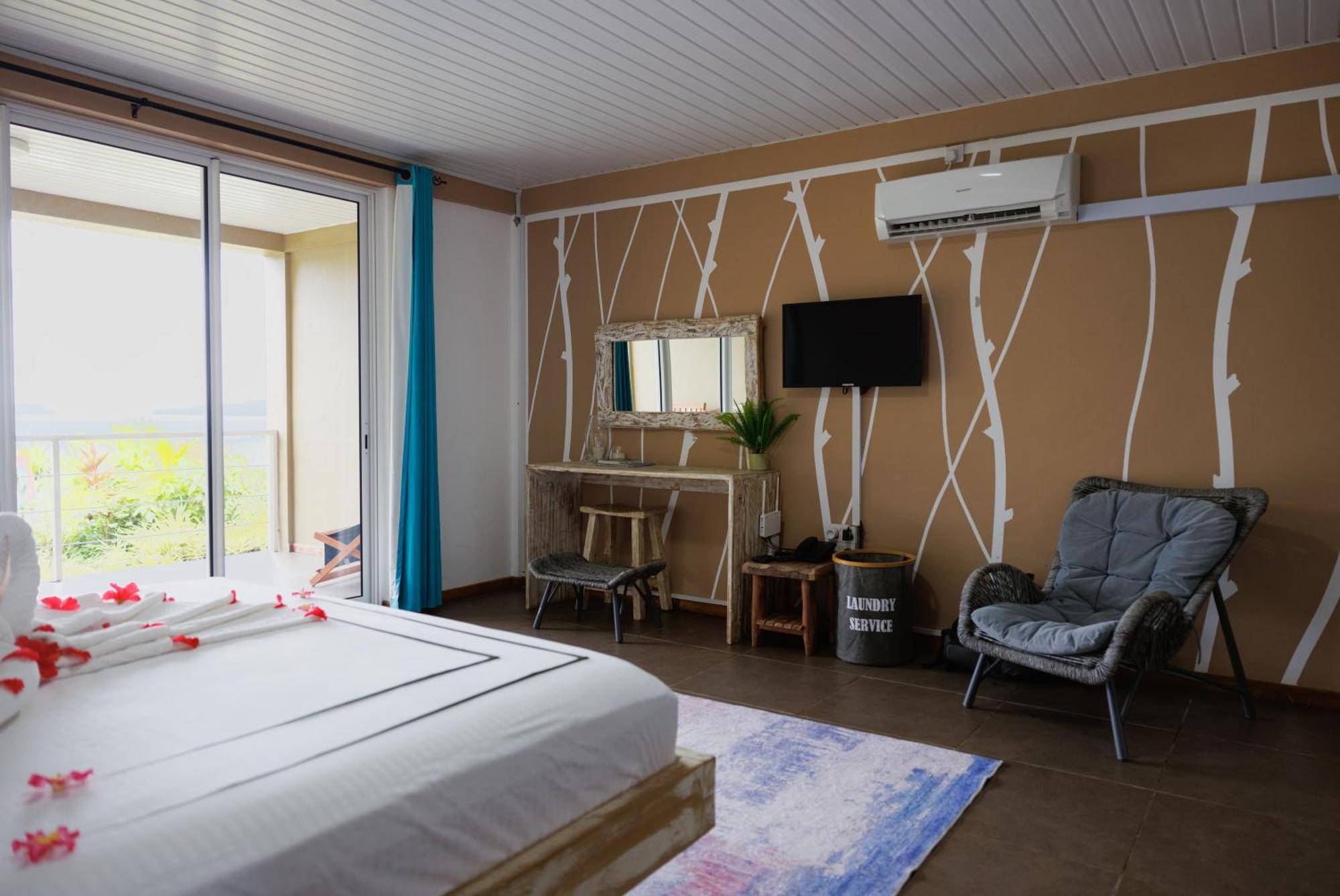 Auguste Holiday Residence Anse Etoile Esterno foto