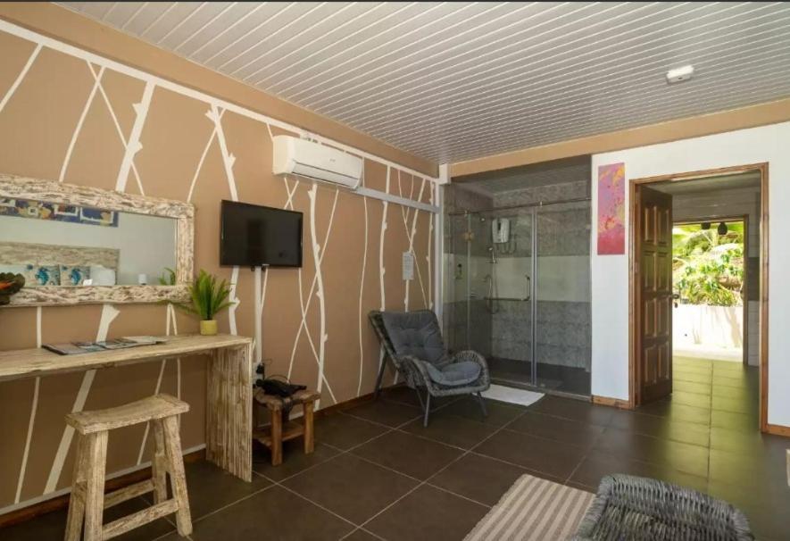 Auguste Holiday Residence Anse Etoile Esterno foto