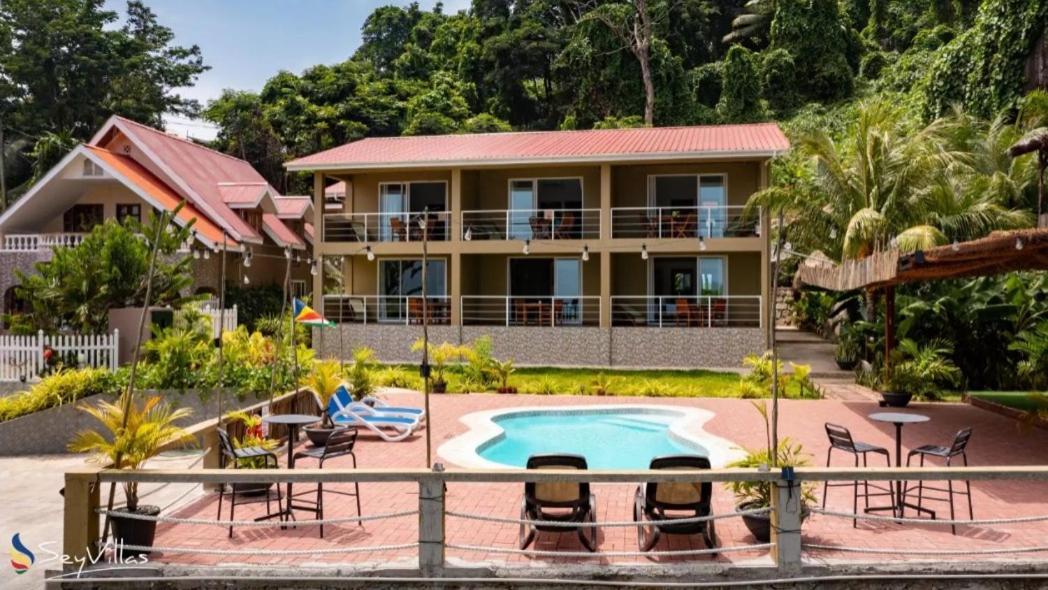 Auguste Holiday Residence Anse Etoile Esterno foto